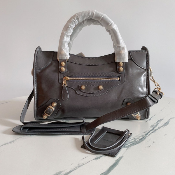 BALENCIAGA CLASSIC CITY [Balenciaga120] CELINE CHANEL ACCESSORIES LOEWE SHOES LOUIS VUITTON DIRO YSL OTHER BRAND HANDBAGS BALENCIAGA BOTTEGA VENETA GOYARD HERMES BURBERRY VALENTINO GUCCI FENDI MIUMIU CHLOE PRADA BVLGARI SUITCASE NEW ARRIVAL 