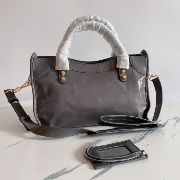 BALENCIAGA CLASSIC CITY [Balenciaga120] CELINE CHANEL ACCESSORIES LOEWE SHOES LOUIS VUITTON DIRO YSL OTHER BRAND HANDBAGS BALENCIAGA BOTTEGA VENETA GOYARD HERMES BURBERRY VALENTINO GUCCI FENDI MIUMIU CHLOE PRADA BVLGARI SUITCASE NEW ARRIVAL 