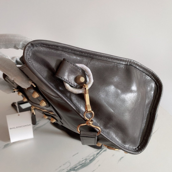 BALENCIAGA CLASSIC CITY [Balenciaga119] CELINE CHANEL ACCESSORIES LOEWE SHOES LOUIS VUITTON DIRO YSL OTHER BRAND HANDBAGS BALENCIAGA BOTTEGA VENETA GOYARD HERMES BURBERRY VALENTINO GUCCI FENDI MIUMIU CHLOE PRADA BVLGARI SUITCASE NEW ARRIVAL 