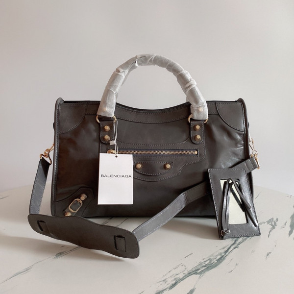 BALENCIAGA CLASSIC CITY [Balenciaga119] CELINE CHANEL ACCESSORIES LOEWE SHOES LOUIS VUITTON DIRO YSL OTHER BRAND HANDBAGS BALENCIAGA BOTTEGA VENETA GOYARD HERMES BURBERRY VALENTINO GUCCI FENDI MIUMIU CHLOE PRADA BVLGARI SUITCASE NEW ARRIVAL 