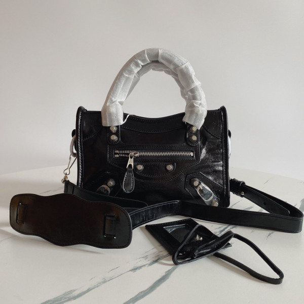 BALENCIAGA CLASSIC CITY [Balenciaga115] CELINE CHANEL ACCESSORIES LOEWE SHOES LOUIS VUITTON DIRO YSL OTHER BRAND HANDBAGS BALENCIAGA BOTTEGA VENETA GOYARD HERMES BURBERRY VALENTINO GUCCI FENDI MIUMIU CHLOE PRADA BVLGARI SUITCASE NEW ARRIVAL 