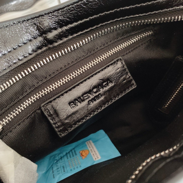 BALENCIAGA CLASSIC CITY [Balenciaga114] CELINE CHANEL ACCESSORIES LOEWE SHOES LOUIS VUITTON DIRO YSL OTHER BRAND HANDBAGS BALENCIAGA BOTTEGA VENETA GOYARD HERMES BURBERRY VALENTINO GUCCI FENDI MIUMIU CHLOE PRADA BVLGARI SUITCASE NEW ARRIVAL 