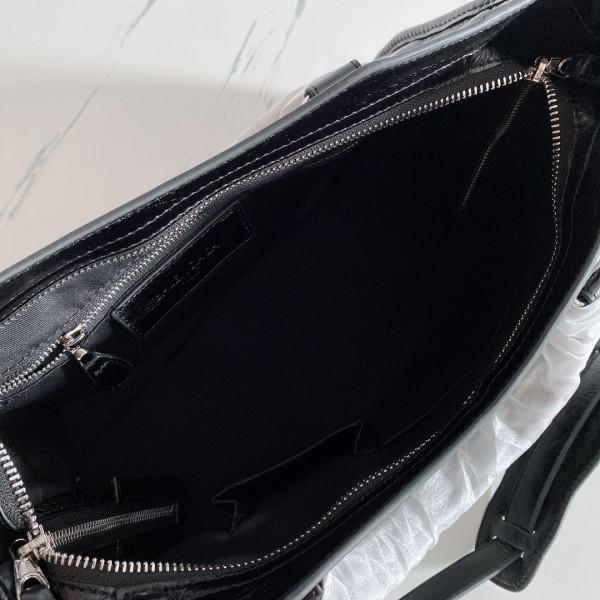 BALENCIAGA CLASSIC CITY [Balenciaga113] CELINE CHANEL ACCESSORIES LOEWE SHOES LOUIS VUITTON DIRO YSL OTHER BRAND HANDBAGS BALENCIAGA BOTTEGA VENETA GOYARD HERMES BURBERRY VALENTINO GUCCI FENDI MIUMIU CHLOE PRADA BVLGARI SUITCASE NEW ARRIVAL 