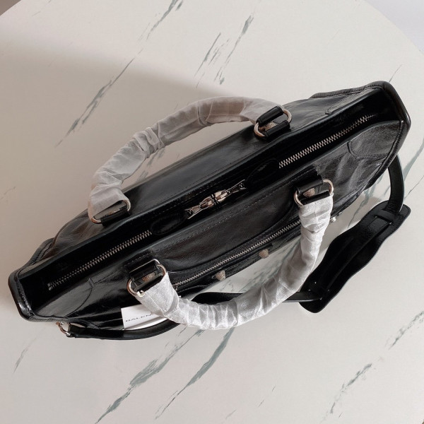 BALENCIAGA CLASSIC CITY [Balenciaga113] CELINE CHANEL ACCESSORIES LOEWE SHOES LOUIS VUITTON DIRO YSL OTHER BRAND HANDBAGS BALENCIAGA BOTTEGA VENETA GOYARD HERMES BURBERRY VALENTINO GUCCI FENDI MIUMIU CHLOE PRADA BVLGARI SUITCASE NEW ARRIVAL 