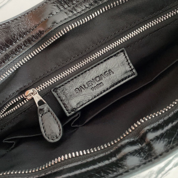 BALENCIAGA CLASSIC CITY [Balenciaga113] CELINE CHANEL ACCESSORIES LOEWE SHOES LOUIS VUITTON DIRO YSL OTHER BRAND HANDBAGS BALENCIAGA BOTTEGA VENETA GOYARD HERMES BURBERRY VALENTINO GUCCI FENDI MIUMIU CHLOE PRADA BVLGARI SUITCASE NEW ARRIVAL 
