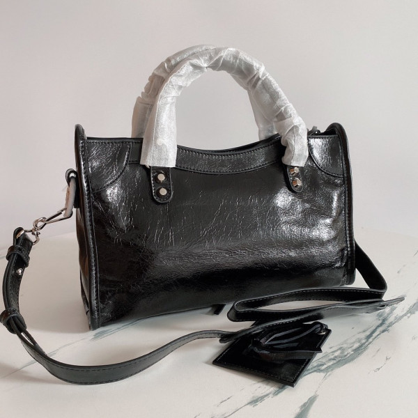 BALENCIAGA CLASSIC CITY [Balenciaga111] CELINE CHANEL ACCESSORIES LOEWE SHOES LOUIS VUITTON DIRO YSL OTHER BRAND HANDBAGS BALENCIAGA BOTTEGA VENETA GOYARD HERMES BURBERRY VALENTINO GUCCI FENDI MIUMIU CHLOE PRADA BVLGARI SUITCASE NEW ARRIVAL 