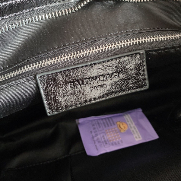 BALENCIAGA CLASSIC CITY [Balenciaga110] CELINE CHANEL ACCESSORIES LOEWE SHOES LOUIS VUITTON DIRO YSL OTHER BRAND HANDBAGS BALENCIAGA BOTTEGA VENETA GOYARD HERMES BURBERRY VALENTINO GUCCI FENDI MIUMIU CHLOE PRADA BVLGARI SUITCASE NEW ARRIVAL 