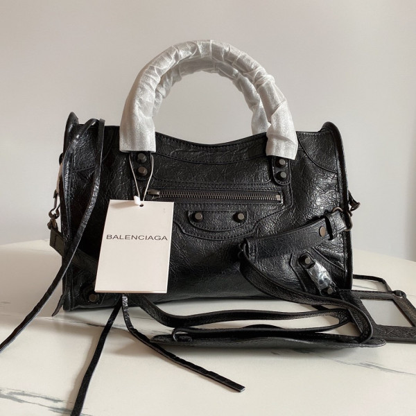 BALENCIAGA CLASSIC CITY [Balenciaga105] CELINE CHANEL ACCESSORIES LOEWE SHOES LOUIS VUITTON DIRO YSL OTHER BRAND HANDBAGS BALENCIAGA BOTTEGA VENETA GOYARD HERMES BURBERRY VALENTINO GUCCI FENDI MIUMIU CHLOE PRADA BVLGARI SUITCASE NEW ARRIVAL 