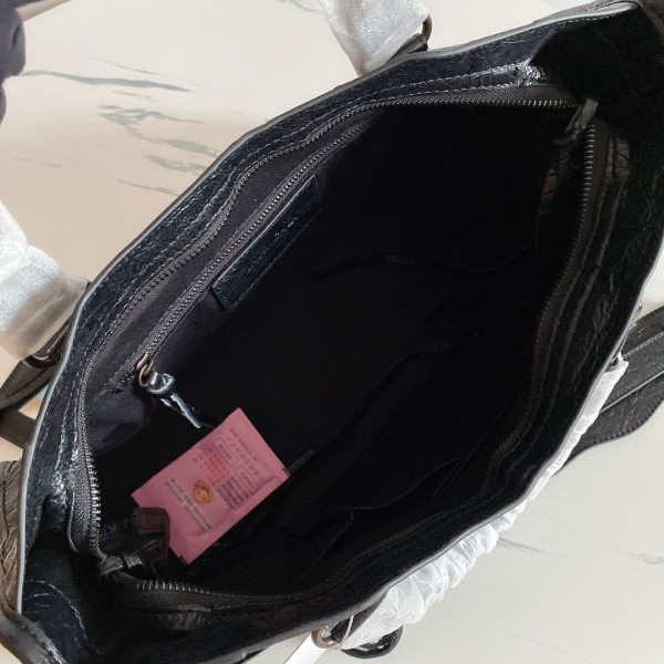BALENCIAGA CLASSIC CITY [Balenciaga104] CELINE CHANEL ACCESSORIES LOEWE SHOES LOUIS VUITTON DIRO YSL OTHER BRAND HANDBAGS BALENCIAGA BOTTEGA VENETA GOYARD HERMES BURBERRY VALENTINO GUCCI FENDI MIUMIU CHLOE PRADA BVLGARI SUITCASE NEW ARRIVAL 
