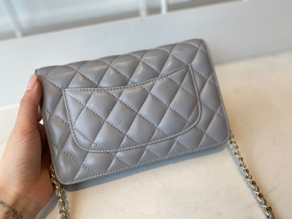 CL CHAIN WALLET LAMBSKIN [Chanle1543] CELINE CHANEL ACCESSORIES LOEWE SHOES LOUIS VUITTON DIRO YSL OTHER BRAND HANDBAGS BALENCIAGA BOTTEGA VENETA GOYARD HERMES BURBERRY VALENTINO GUCCI FENDI MIUMIU CHLOE PRADA BVLGARI SUITCASE NEW ARRIVAL 