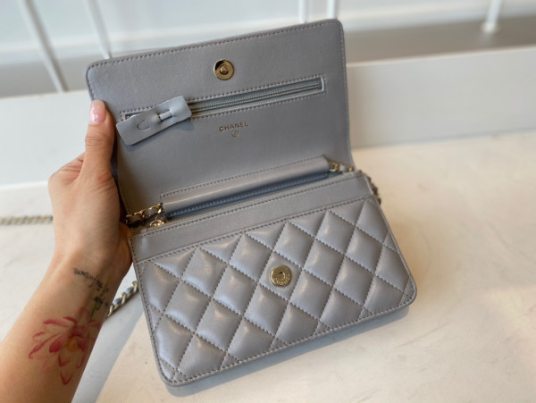 CL CHAIN WALLET LAMBSKIN [Chanle1543] CELINE CHANEL ACCESSORIES LOEWE SHOES LOUIS VUITTON DIRO YSL OTHER BRAND HANDBAGS BALENCIAGA BOTTEGA VENETA GOYARD HERMES BURBERRY VALENTINO GUCCI FENDI MIUMIU CHLOE PRADA BVLGARI SUITCASE NEW ARRIVAL 