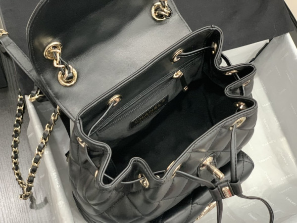 CL BACKPACK IN LAMBSKIN WITH GOLD HARDWARE [Chanle1533] CELINE CHANEL ACCESSORIES LOEWE SHOES LOUIS VUITTON DIRO YSL OTHER BRAND HANDBAGS BALENCIAGA BOTTEGA VENETA GOYARD HERMES BURBERRY VALENTINO GUCCI FENDI MIUMIU CHLOE PRADA BVLGARI SUITCASE NEW ARRIVAL 