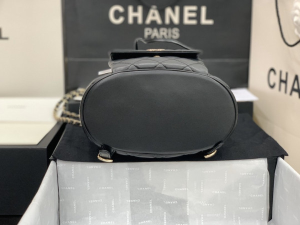 CL BACKPACK IN LAMBSKIN WITH GOLD HARDWARE [Chanle1533] CELINE CHANEL ACCESSORIES LOEWE SHOES LOUIS VUITTON DIRO YSL OTHER BRAND HANDBAGS BALENCIAGA BOTTEGA VENETA GOYARD HERMES BURBERRY VALENTINO GUCCI FENDI MIUMIU CHLOE PRADA BVLGARI SUITCASE NEW ARRIVAL 