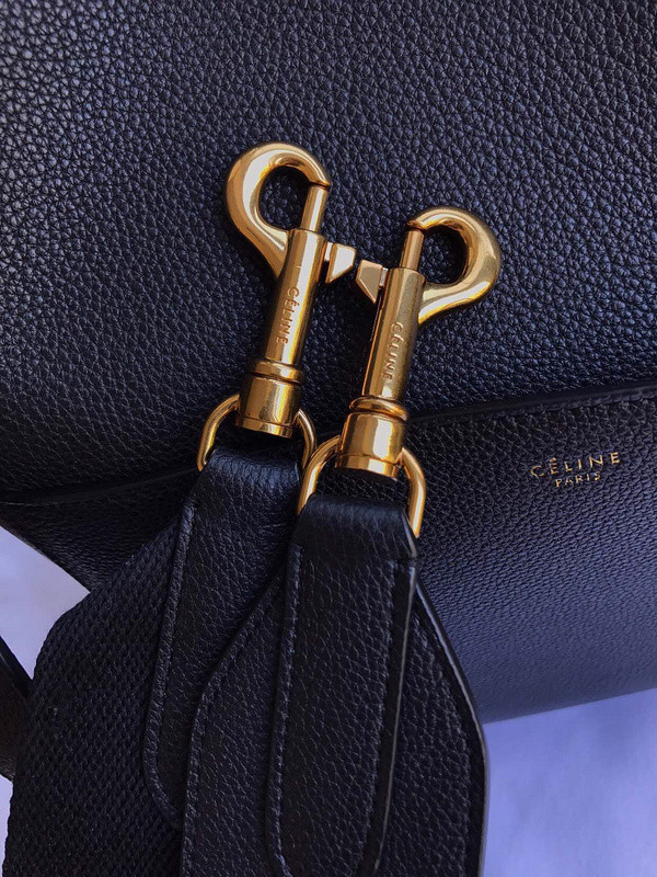 CELIN* SANGLE BUCKET [CELIN*132] CELINE CHANEL ACCESSORIES LOEWE SHOES LOUIS VUITTON DIRO YSL OTHER BRAND HANDBAGS BALENCIAGA BOTTEGA VENETA GOYARD HERMES BURBERRY VALENTINO GUCCI FENDI MIUMIU CHLOE PRADA BVLGARI SUITCASE NEW ARRIVAL 