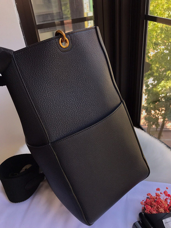 CELIN* SANGLE BUCKET [CELIN*132] CELINE CHANEL ACCESSORIES LOEWE SHOES LOUIS VUITTON DIRO YSL OTHER BRAND HANDBAGS BALENCIAGA BOTTEGA VENETA GOYARD HERMES BURBERRY VALENTINO GUCCI FENDI MIUMIU CHLOE PRADA BVLGARI SUITCASE NEW ARRIVAL 