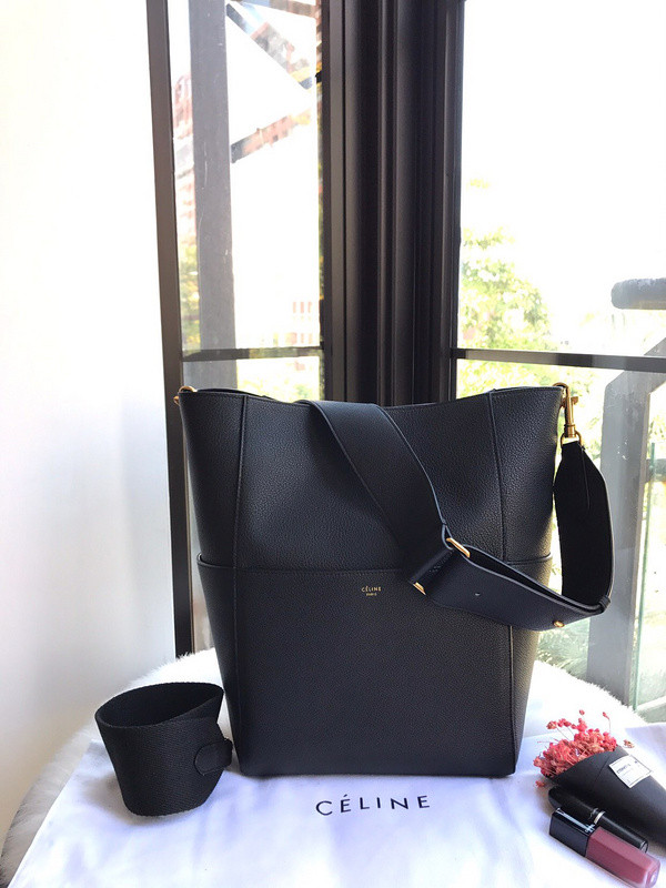 CELIN* SANGLE BUCKET [CELIN*132] CELINE CHANEL ACCESSORIES LOEWE SHOES LOUIS VUITTON DIRO YSL OTHER BRAND HANDBAGS BALENCIAGA BOTTEGA VENETA GOYARD HERMES BURBERRY VALENTINO GUCCI FENDI MIUMIU CHLOE PRADA BVLGARI SUITCASE NEW ARRIVAL 