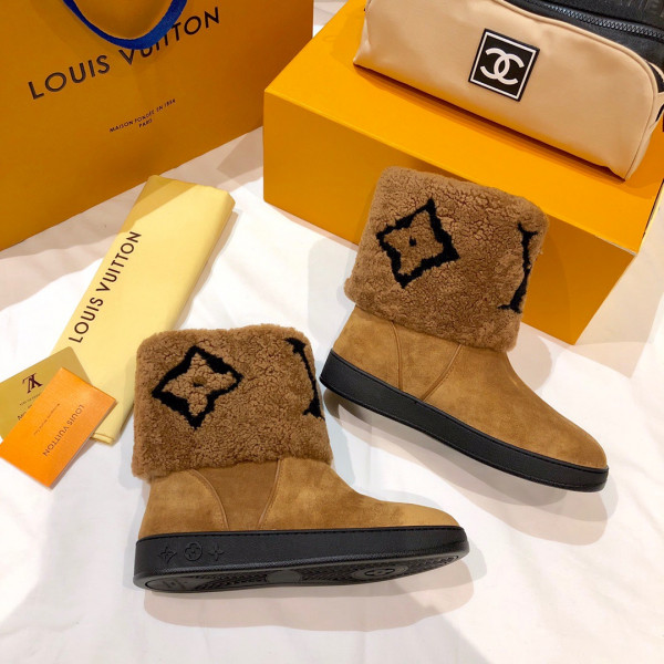 LOUIS VUITTON BOOTS [Louis770] CELINE CHANEL ACCESSORIES LOEWE SHOES LOUIS VUITTON DIRO YSL OTHER BRAND HANDBAGS BALENCIAGA BOTTEGA VENETA GOYARD HERMES BURBERRY VALENTINO GUCCI FENDI MIUMIU CHLOE PRADA BVLGARI SUITCASE NEW ARRIVAL 