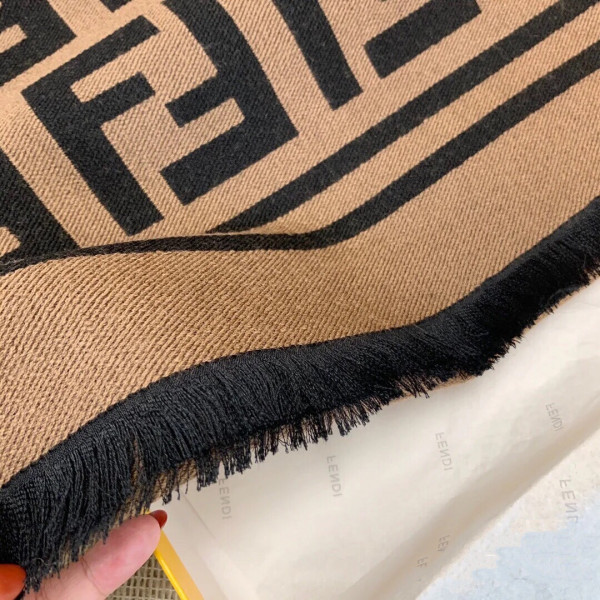 FENDI SCARF [Fendi248] CELINE CHANEL ACCESSORIES LOEWE SHOES LOUIS VUITTON DIRO YSL OTHER BRAND HANDBAGS BALENCIAGA BOTTEGA VENETA GOYARD HERMES BURBERRY VALENTINO GUCCI FENDI MIUMIU CHLOE PRADA BVLGARI SUITCASE NEW ARRIVAL 