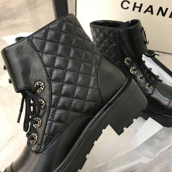 CL BOOTS [Chanle1493] CELINE CHANEL ACCESSORIES LOEWE SHOES LOUIS VUITTON DIRO YSL OTHER BRAND HANDBAGS BALENCIAGA BOTTEGA VENETA GOYARD HERMES BURBERRY VALENTINO GUCCI FENDI MIUMIU CHLOE PRADA BVLGARI SUITCASE NEW ARRIVAL 