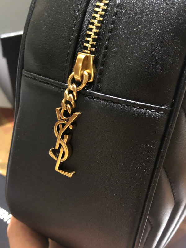 YSL JOAN CAMERA BAG IN Y-QUILTED SMOOTH LEATHER [YSL302] CELINE CHANEL ACCESSORIES LOEWE SHOES LOUIS VUITTON DIRO YSL OTHER BRAND HANDBAGS BALENCIAGA BOTTEGA VENETA GOYARD HERMES BURBERRY VALENTINO GUCCI FENDI MIUMIU CHLOE PRADA BVLGARI SUITCASE NEW ARRIVAL 