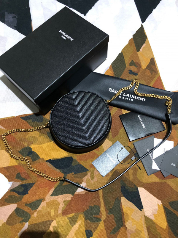 YSL VINYLE ROUND CAMERA BAG [YSL278] CELINE CHANEL ACCESSORIES LOEWE SHOES LOUIS VUITTON DIRO YSL OTHER BRAND HANDBAGS BALENCIAGA BOTTEGA VENETA GOYARD HERMES BURBERRY VALENTINO GUCCI FENDI MIUMIU CHLOE PRADA BVLGARI SUITCASE NEW ARRIVAL 