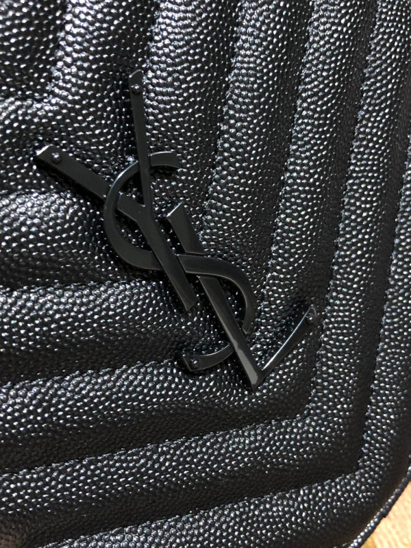 YSL VINYLE ROUND CAMERA BAG [YSL275] CELINE CHANEL ACCESSORIES LOEWE SHOES LOUIS VUITTON DIRO YSL OTHER BRAND HANDBAGS BALENCIAGA BOTTEGA VENETA GOYARD HERMES BURBERRY VALENTINO GUCCI FENDI MIUMIU CHLOE PRADA BVLGARI SUITCASE NEW ARRIVAL 