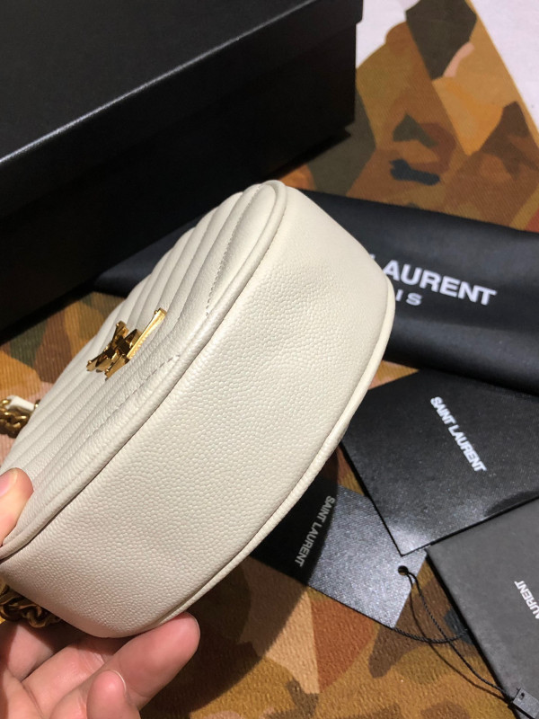 (image for) YSL VINYLE ROUND CAMERA BAG