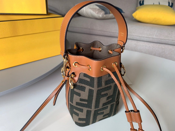 FENDI MON TRESOR-12*18*10CM (image for) FENDI MON TRESOR-12*18*10CM