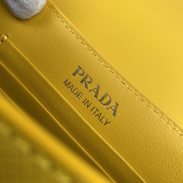 (image for) PRADA Saffiano Leather