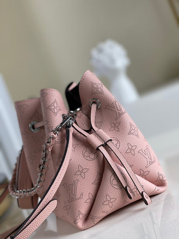 (image for) LOUIS VUITTON BELLA