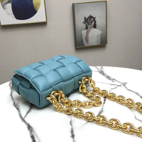 (image for) BOTTEGA VENETA THE CHAIN CASSETTE