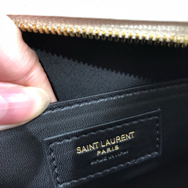 YSL UPTOWN SMALL TOTE [YSL250] CELINE CHANEL ACCESSORIES LOEWE SHOES LOUIS VUITTON DIRO YSL OTHER BRAND HANDBAGS BALENCIAGA BOTTEGA VENETA GOYARD HERMES BURBERRY VALENTINO GUCCI FENDI MIUMIU CHLOE PRADA BVLGARI SUITCASE NEW ARRIVAL 