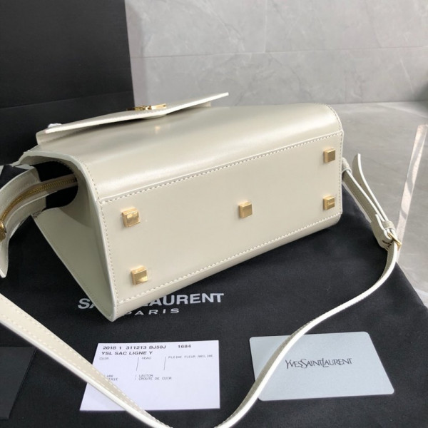 YSL UPTOWN SMALL TOTE [YSL250] CELINE CHANEL ACCESSORIES LOEWE SHOES LOUIS VUITTON DIRO YSL OTHER BRAND HANDBAGS BALENCIAGA BOTTEGA VENETA GOYARD HERMES BURBERRY VALENTINO GUCCI FENDI MIUMIU CHLOE PRADA BVLGARI SUITCASE NEW ARRIVAL 