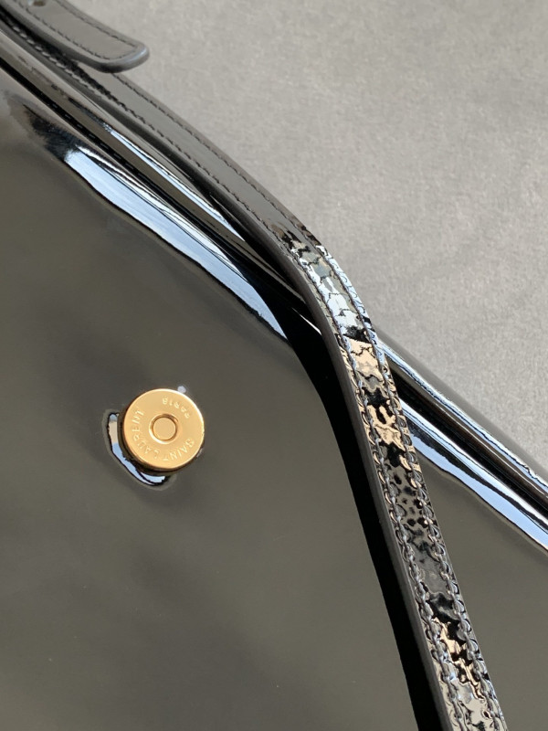 YSL KATE 99 [YSL235] CELINE CHANEL ACCESSORIES LOEWE SHOES LOUIS VUITTON DIRO YSL OTHER BRAND HANDBAGS BALENCIAGA BOTTEGA VENETA GOYARD HERMES BURBERRY VALENTINO GUCCI FENDI MIUMIU CHLOE PRADA BVLGARI SUITCASE NEW ARRIVAL 