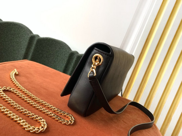 YSL KATE 99 [YSL231] CELINE CHANEL ACCESSORIES LOEWE SHOES LOUIS VUITTON DIRO YSL OTHER BRAND HANDBAGS BALENCIAGA BOTTEGA VENETA GOYARD HERMES BURBERRY VALENTINO GUCCI FENDI MIUMIU CHLOE PRADA BVLGARI SUITCASE NEW ARRIVAL 