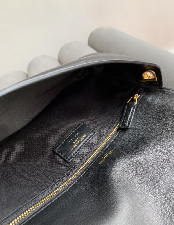 YSL KATE 99 [YSL231] CELINE CHANEL ACCESSORIES LOEWE SHOES LOUIS VUITTON DIRO YSL OTHER BRAND HANDBAGS BALENCIAGA BOTTEGA VENETA GOYARD HERMES BURBERRY VALENTINO GUCCI FENDI MIUMIU CHLOE PRADA BVLGARI SUITCASE NEW ARRIVAL 