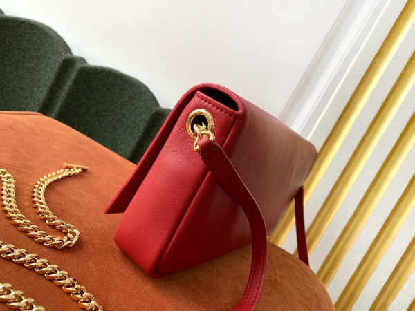 YSL KATE 99 [YSL230] CELINE CHANEL ACCESSORIES LOEWE SHOES LOUIS VUITTON DIRO YSL OTHER BRAND HANDBAGS BALENCIAGA BOTTEGA VENETA GOYARD HERMES BURBERRY VALENTINO GUCCI FENDI MIUMIU CHLOE PRADA BVLGARI SUITCASE NEW ARRIVAL 