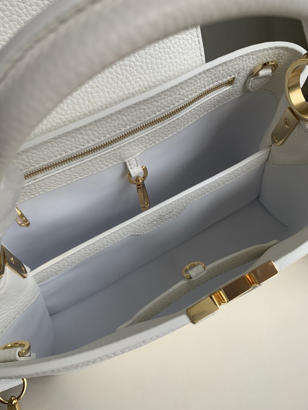 LOUIS VUITTON CAPUCINES PM [Louis651] CELINE CHANEL ACCESSORIES LOEWE SHOES LOUIS VUITTON DIRO YSL OTHER BRAND HANDBAGS BALENCIAGA BOTTEGA VENETA GOYARD HERMES BURBERRY VALENTINO GUCCI FENDI MIUMIU CHLOE PRADA BVLGARI SUITCASE NEW ARRIVAL 