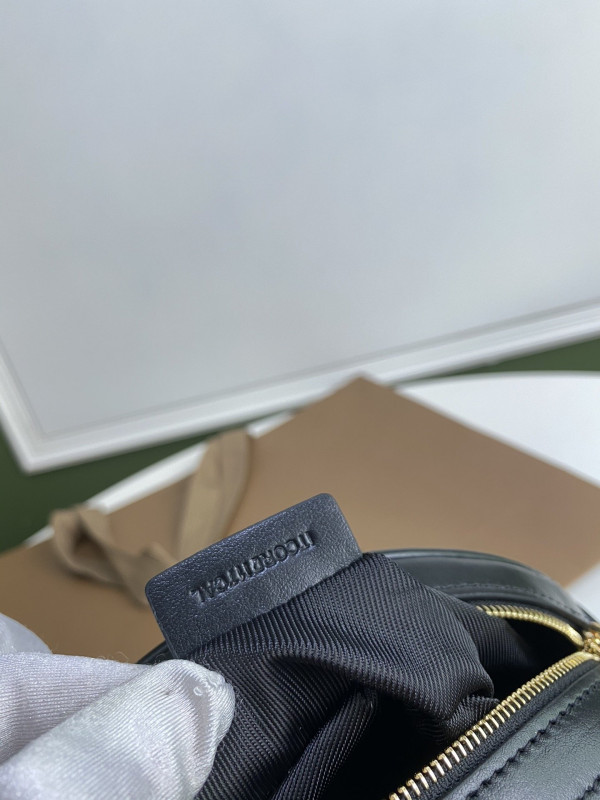 BURBERRY Leather Louise Bag [Burberry102] CELINE CHANEL ACCESSORIES LOEWE SHOES LOUIS VUITTON DIRO YSL OTHER BRAND HANDBAGS BALENCIAGA BOTTEGA VENETA GOYARD HERMES BURBERRY VALENTINO GUCCI FENDI MIUMIU CHLOE PRADA BVLGARI SUITCASE NEW ARRIVAL 