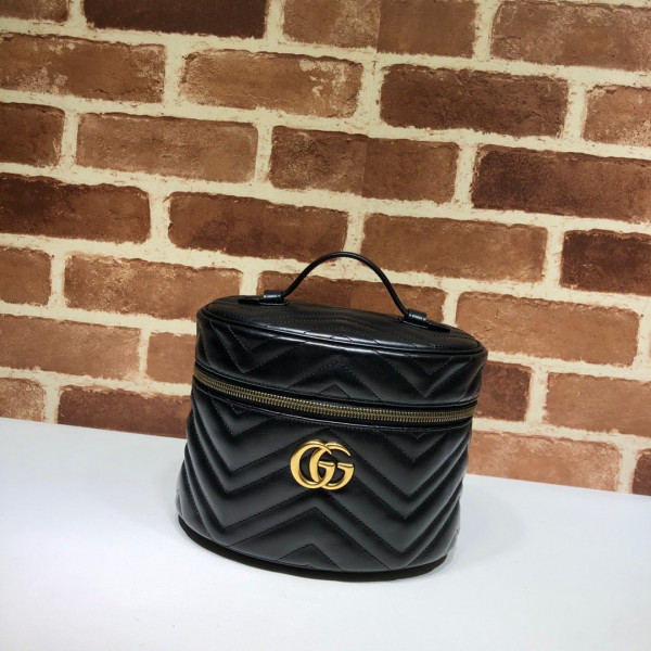 GUCCI GG Marmont small cosmetic case [611004-1] CELINE CHANEL ACCESSORIES LOEWE SHOES LOUIS VUITTON DIRO YSL OTHER BRAND HANDBAGS BALENCIAGA BOTTEGA VENETA GOYARD HERMES BURBERRY VALENTINO GUCCI FENDI MIUMIU CHLOE PRADA BVLGARI SUITCASE NEW ARRIVAL 