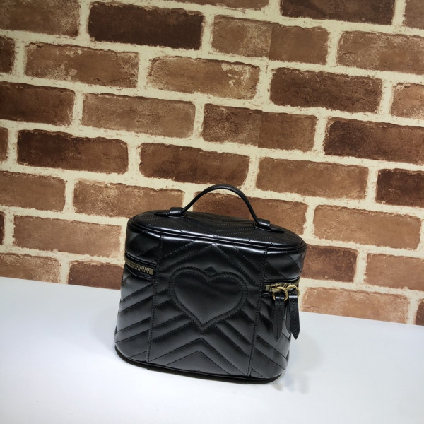 GUCCI GG Marmont small cosmetic case [611004-1] CELINE CHANEL ACCESSORIES LOEWE SHOES LOUIS VUITTON DIRO YSL OTHER BRAND HANDBAGS BALENCIAGA BOTTEGA VENETA GOYARD HERMES BURBERRY VALENTINO GUCCI FENDI MIUMIU CHLOE PRADA BVLGARI SUITCASE NEW ARRIVAL 