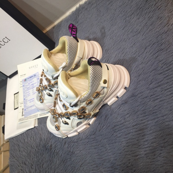 GUCCI SNEAKER [Gucci377] CELINE CHANEL ACCESSORIES LOEWE SHOES LOUIS VUITTON DIRO YSL OTHER BRAND HANDBAGS BALENCIAGA BOTTEGA VENETA GOYARD HERMES BURBERRY VALENTINO GUCCI FENDI MIUMIU CHLOE PRADA BVLGARI SUITCASE NEW ARRIVAL 