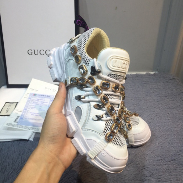 GUCCI SNEAKER [Gucci377] CELINE CHANEL ACCESSORIES LOEWE SHOES LOUIS VUITTON DIRO YSL OTHER BRAND HANDBAGS BALENCIAGA BOTTEGA VENETA GOYARD HERMES BURBERRY VALENTINO GUCCI FENDI MIUMIU CHLOE PRADA BVLGARI SUITCASE NEW ARRIVAL 