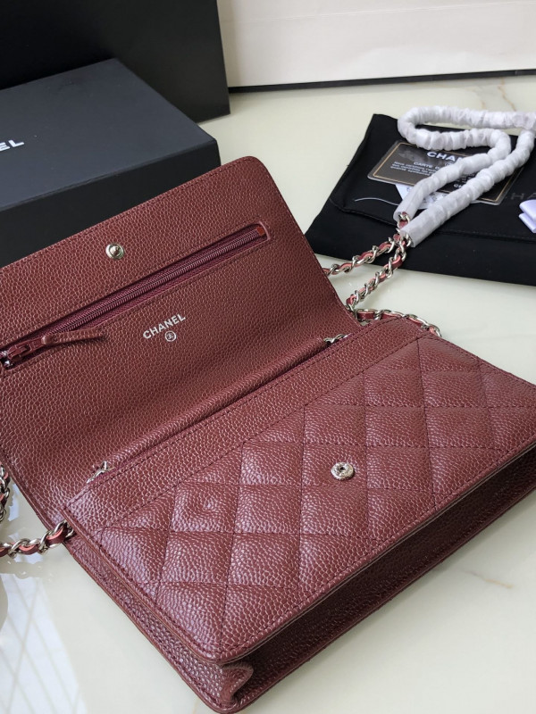 (image for) CL CHAIN WALLET CAVIAR