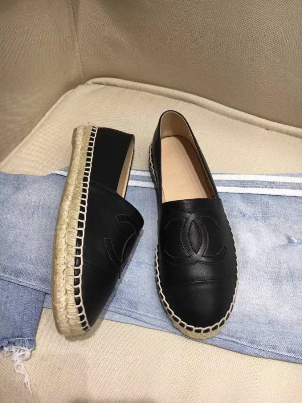 CL ESPADRILLES [Chanle1176] CELINE CHANEL ACCESSORIES LOEWE SHOES LOUIS VUITTON DIRO YSL OTHER BRAND HANDBAGS BALENCIAGA BOTTEGA VENETA GOYARD HERMES BURBERRY VALENTINO GUCCI FENDI MIUMIU CHLOE PRADA BVLGARI SUITCASE NEW ARRIVAL 