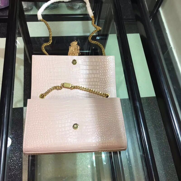 YSL KATE MEDIUM [YSL226] CELINE CHANEL ACCESSORIES LOEWE SHOES LOUIS VUITTON DIRO YSL OTHER BRAND HANDBAGS BALENCIAGA BOTTEGA VENETA GOYARD HERMES BURBERRY VALENTINO GUCCI FENDI MIUMIU CHLOE PRADA BVLGARI SUITCASE NEW ARRIVAL 