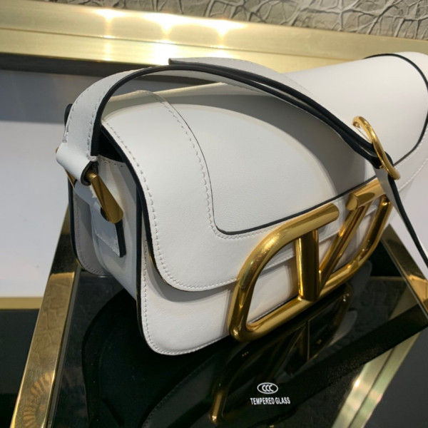 VALENTINO SUPERVEE CALFSKIN CROSSBODY BAG [Valentino67] CELINE CHANEL ACCESSORIES LOEWE SHOES LOUIS VUITTON DIRO YSL OTHER BRAND HANDBAGS BALENCIAGA BOTTEGA VENETA GOYARD HERMES BURBERRY VALENTINO GUCCI FENDI MIUMIU CHLOE PRADA BVLGARI SUITCASE NEW ARRIVAL 