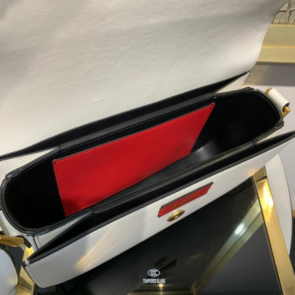 VALENTINO SUPERVEE CALFSKIN CROSSBODY BAG [Valentino67] CELINE CHANEL ACCESSORIES LOEWE SHOES LOUIS VUITTON DIRO YSL OTHER BRAND HANDBAGS BALENCIAGA BOTTEGA VENETA GOYARD HERMES BURBERRY VALENTINO GUCCI FENDI MIUMIU CHLOE PRADA BVLGARI SUITCASE NEW ARRIVAL 