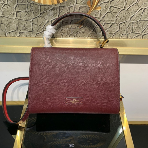 VALENTINO SMALL VSLING GRAINY CALFSKIN HANDBAG [Valentino62] CELINE CHANEL ACCESSORIES LOEWE SHOES LOUIS VUITTON DIRO YSL OTHER BRAND HANDBAGS BALENCIAGA BOTTEGA VENETA GOYARD HERMES BURBERRY VALENTINO GUCCI FENDI MIUMIU CHLOE PRADA BVLGARI SUITCASE NEW ARRIVAL 