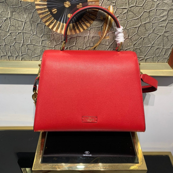VALENTINO VSLING GRAINY CALFSKIN HANDBAG [Valentino46] CELINE CHANEL ACCESSORIES LOEWE SHOES LOUIS VUITTON DIRO YSL OTHER BRAND HANDBAGS BALENCIAGA BOTTEGA VENETA GOYARD HERMES BURBERRY VALENTINO GUCCI FENDI MIUMIU CHLOE PRADA BVLGARI SUITCASE NEW ARRIVAL 